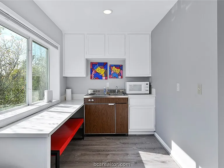 1203 Munson Ave #B — Photo 5