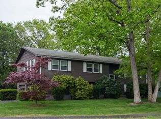 71 Yarmouth Rd, Norwood, MA 02062