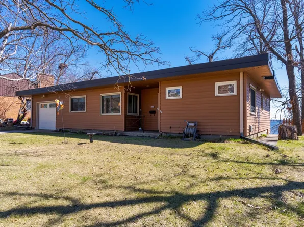 2120 Birchmont Dr NE, Bemidji, MN 56601