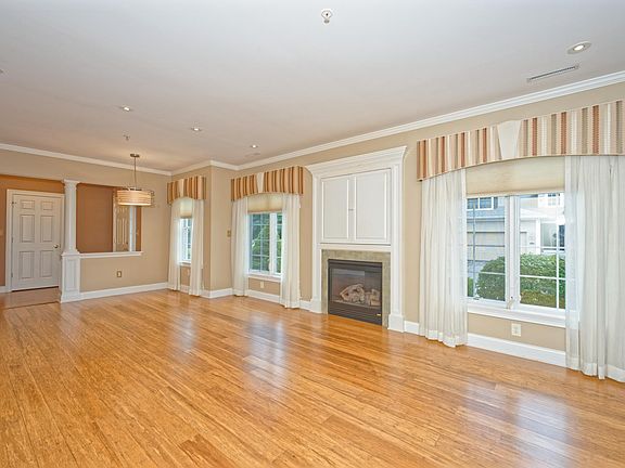 Tons of light, Gas FP, Custom Window Treatments