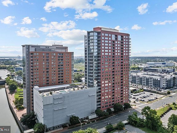 4th image of 105 Christina Lndg Unit Drive 405