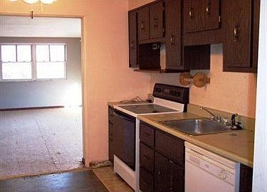 5th image of 367 Dorothy Dr