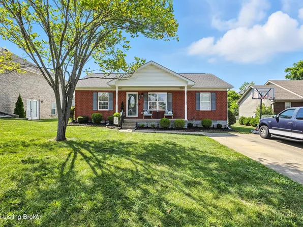 137 Stone Creek Ct, Mount Washington, KY 40047