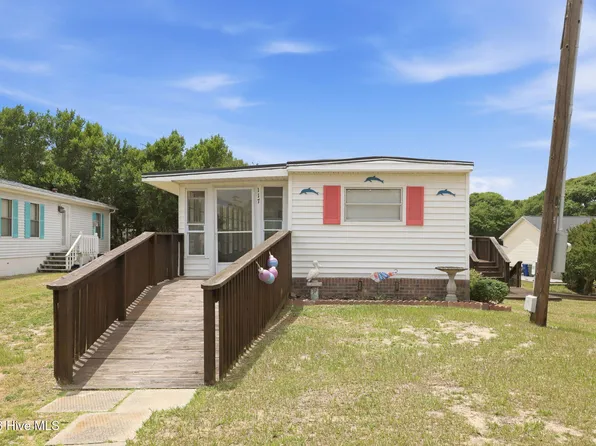 117 W Seaview Drive, Emerald Isle, NC 28594