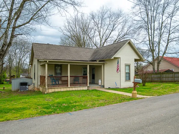 208 College St, Petersburg, TN 37144