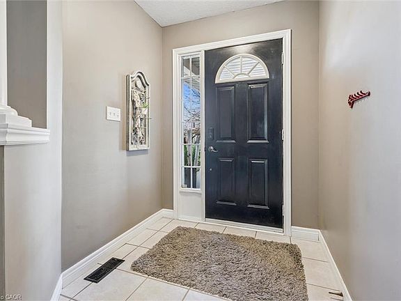 3rd image of 7 Hearthbridge St