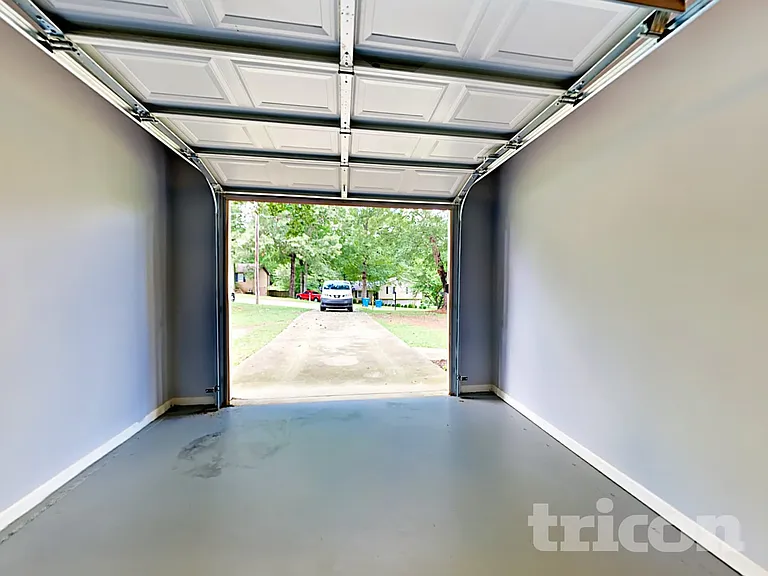 270 Amanda Ct — Photo 16