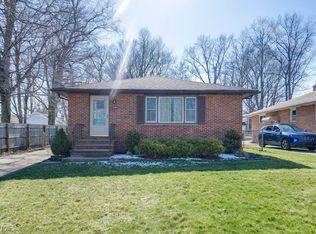 6104 Ridgebury Blvd, Mayfield Heights, OH 44124