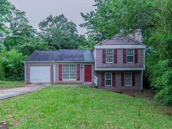 4634 Garden Hills Dr, Stone Mountain, GA 30083