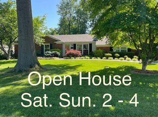 215 Woodcleft Rd, Bellemeade, KY 40222