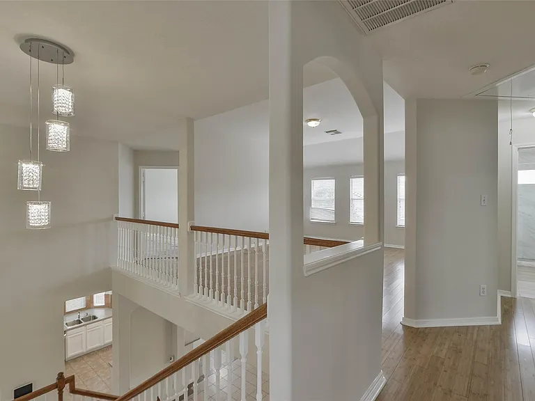 15707 Sandisfield Ln — Photo 17
