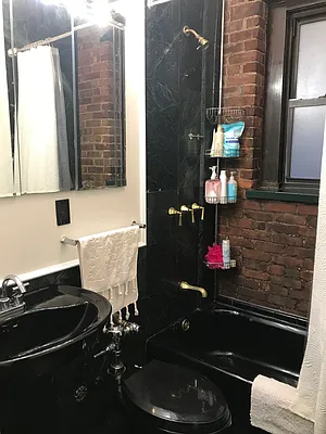 Rented by Triumph Property Group | media 14