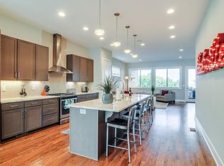 410 33rd Ave N #B, Nashville, TN 37209
