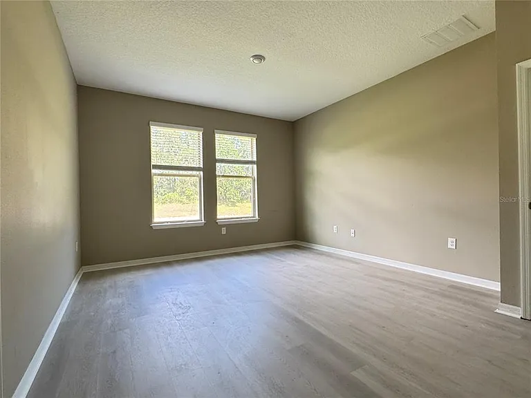 4923 Rolling Green Dr — Photo 17