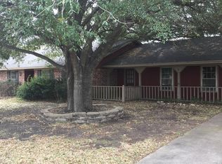 901 Chapparal Rd, Hewitt, TX 76643