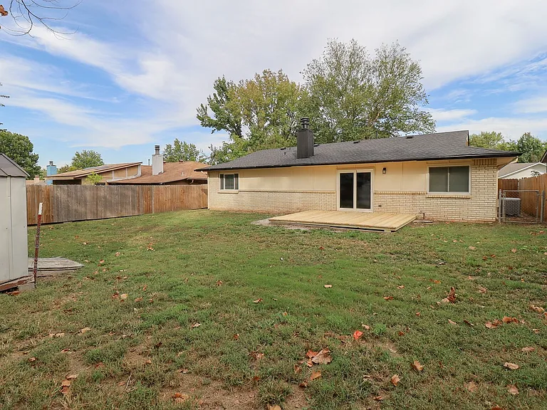3012 S Ash Ct — Photo 34