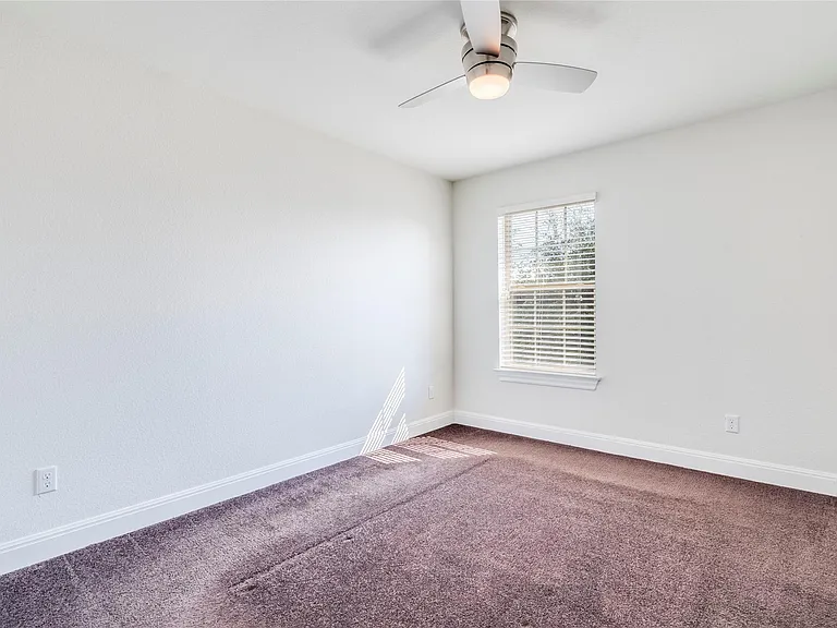 5728 Siragusa Dr — Photo 32