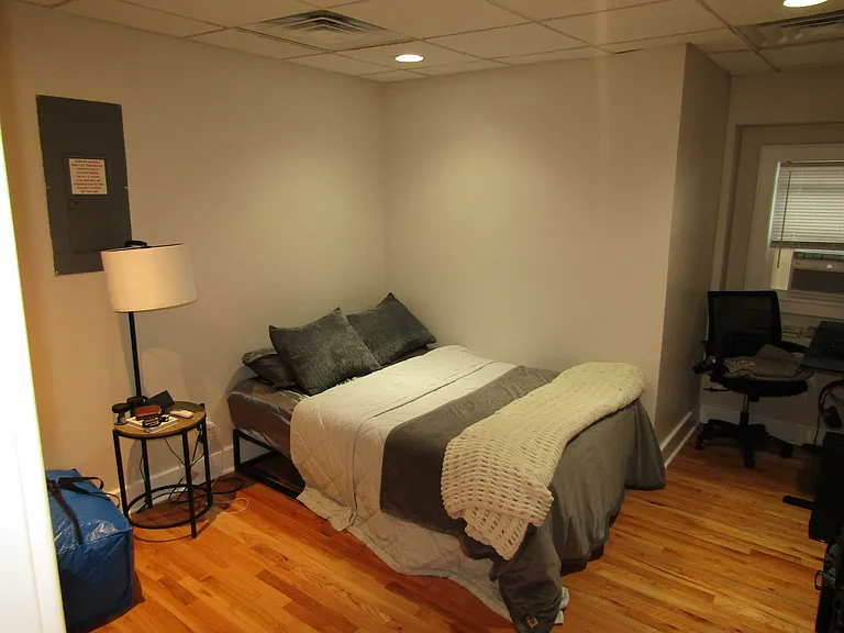 301 Nottingham Rd #6 — Photo 11