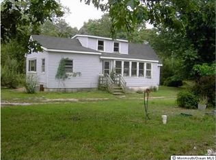 852 Perrineville Rd, Jackson, NJ 08527