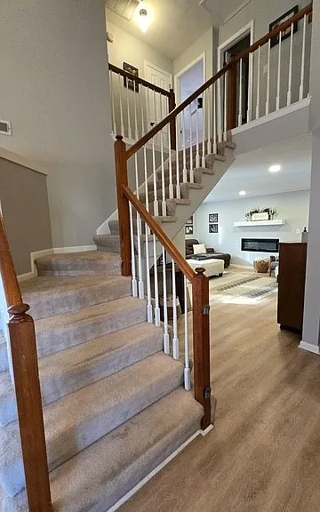 1480 Berkshire Dr — Photo 15