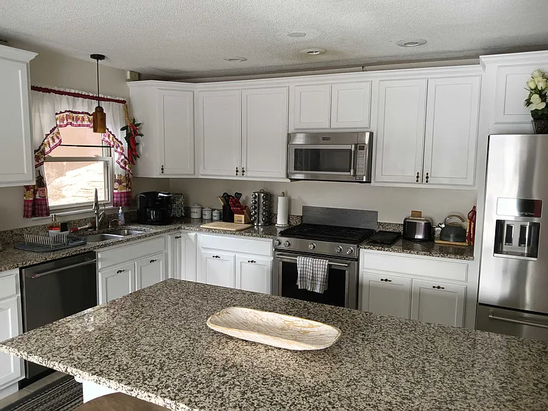 504 N Park Dr — Photo 13