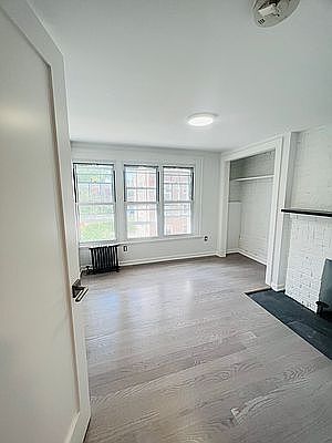 2nd image of 19 Barrow St APT 4D