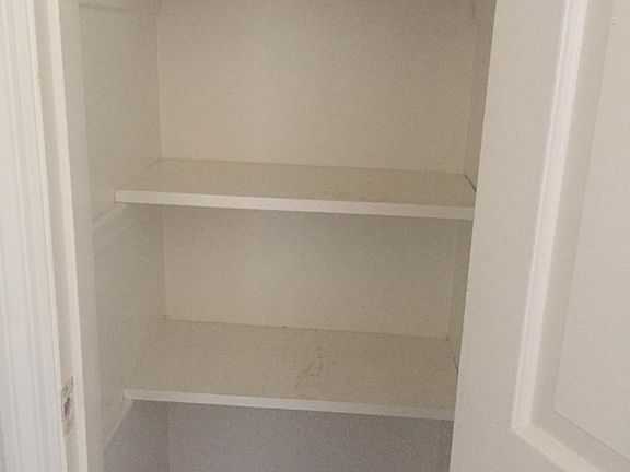 4th image of 3336 Pinewood Ave APT C