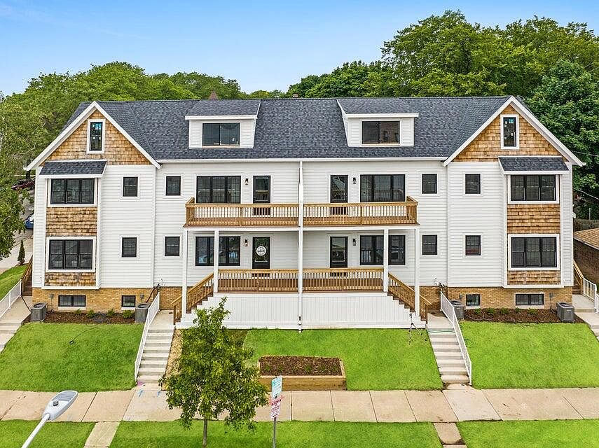 1st image of 2604 East Park PLACE #3