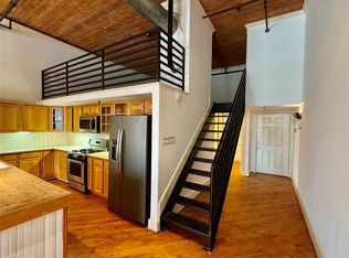 3026 Commerce St APT 205, Dallas, TX 75226