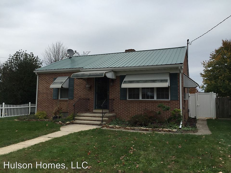 2nd image of 319 Penn St