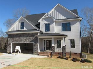 332 Summit Overlook Dr, Clayton, NC 27527