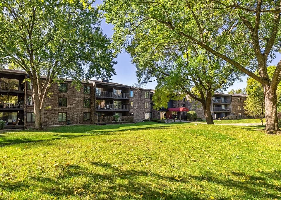 1st image of 5140 102nd St W #115