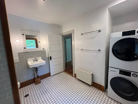 604 Spencer Rd #1 — Photo 23