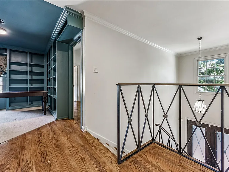1601 Norfolk St — Photo 21