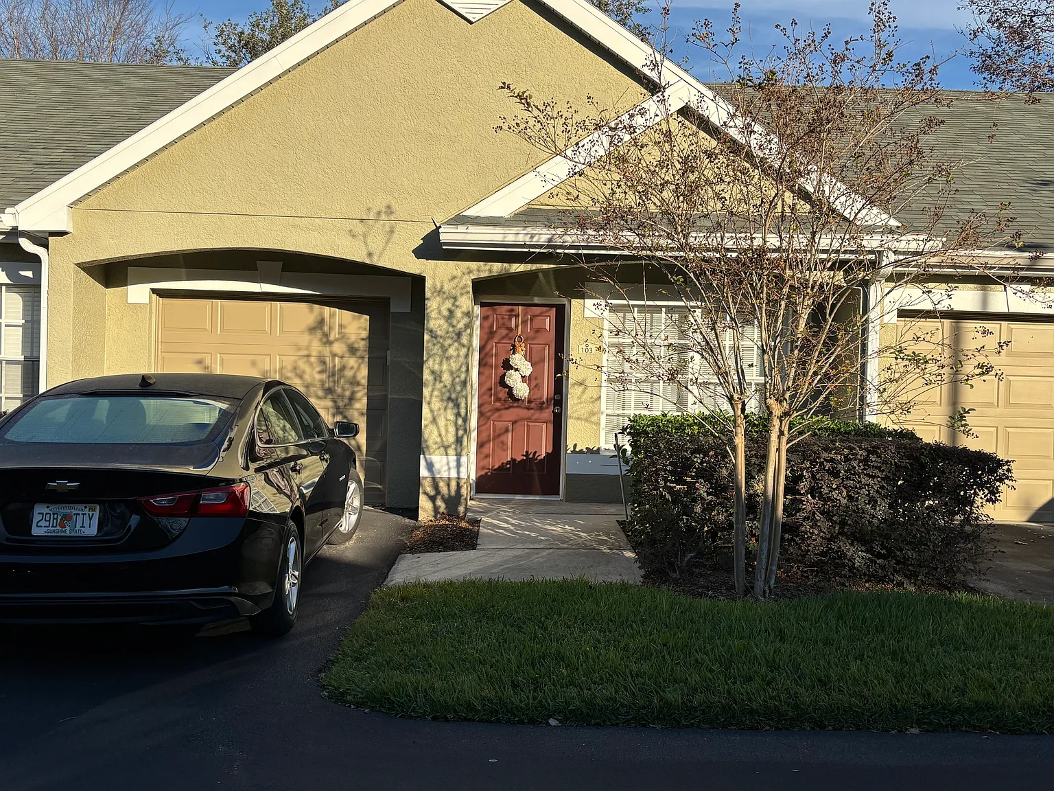3661 Kings Rd — Photo 1