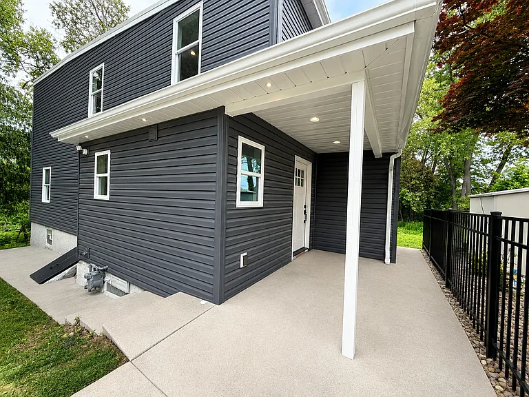 40 Bismark St — Photo 1