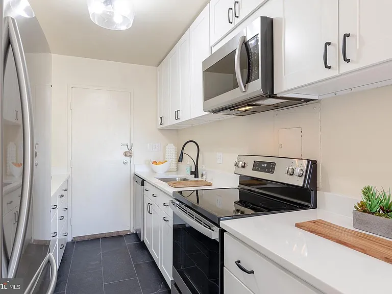 4600 Connecticut Ave NW #601 — Photo 10