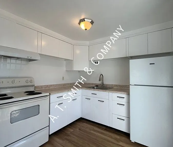 1685 Upham St #7 — Photo 6