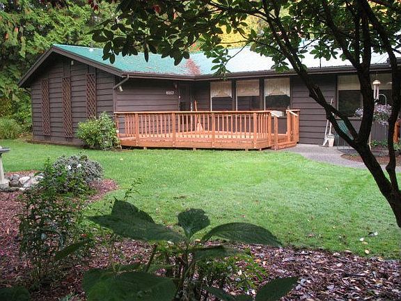 entrance deck - added 2011