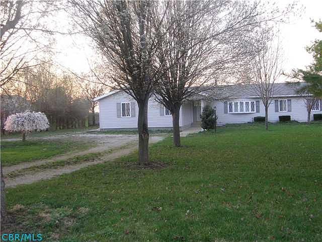 2nd image of 8480 Gerich Lilly Rd