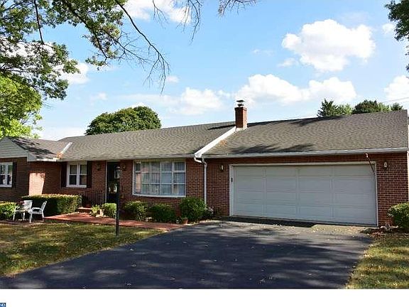 2nd image of 838 Whitner Rd