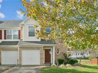 211 Emily Ln, Yorktown, VA 23690