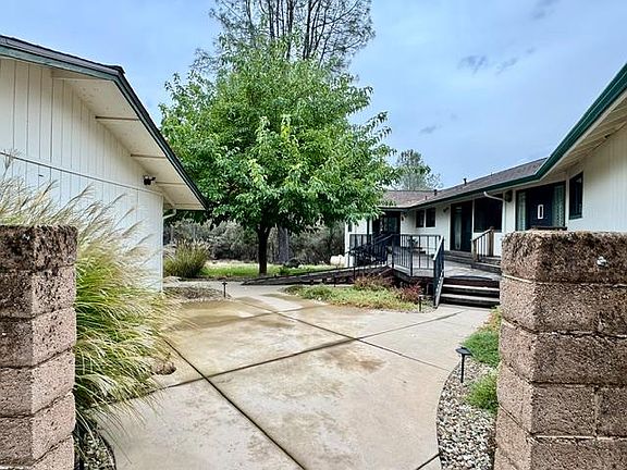 3rd image of 12001 Paddock Ln