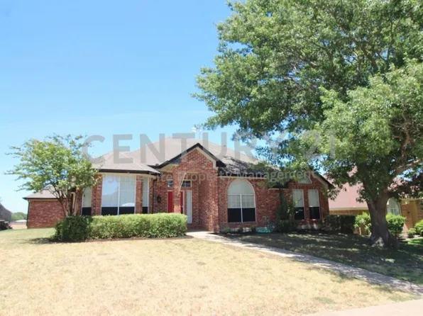 517 Tate Dr, Desoto, TX 75115