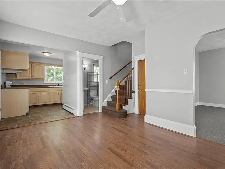 9 Gardner Ave — Photo 9