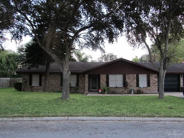 1st image of 2017 W Live Oak Dr
