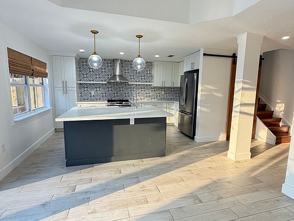 Kitchen/ dining room
