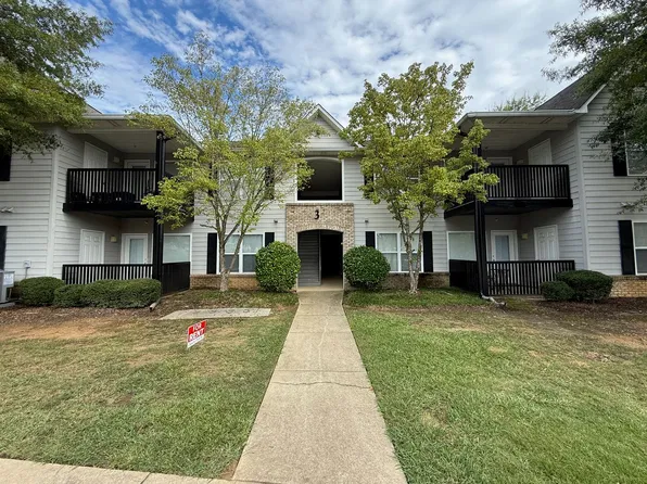 1385 S Donahue Dr, Auburn, AL