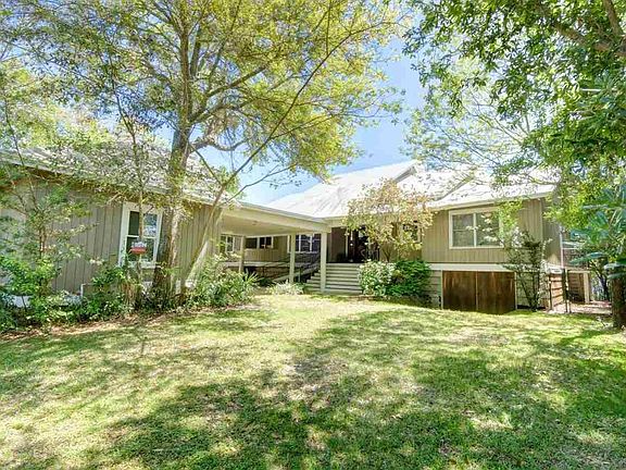 2nd image of 10925 Seaglades Dr