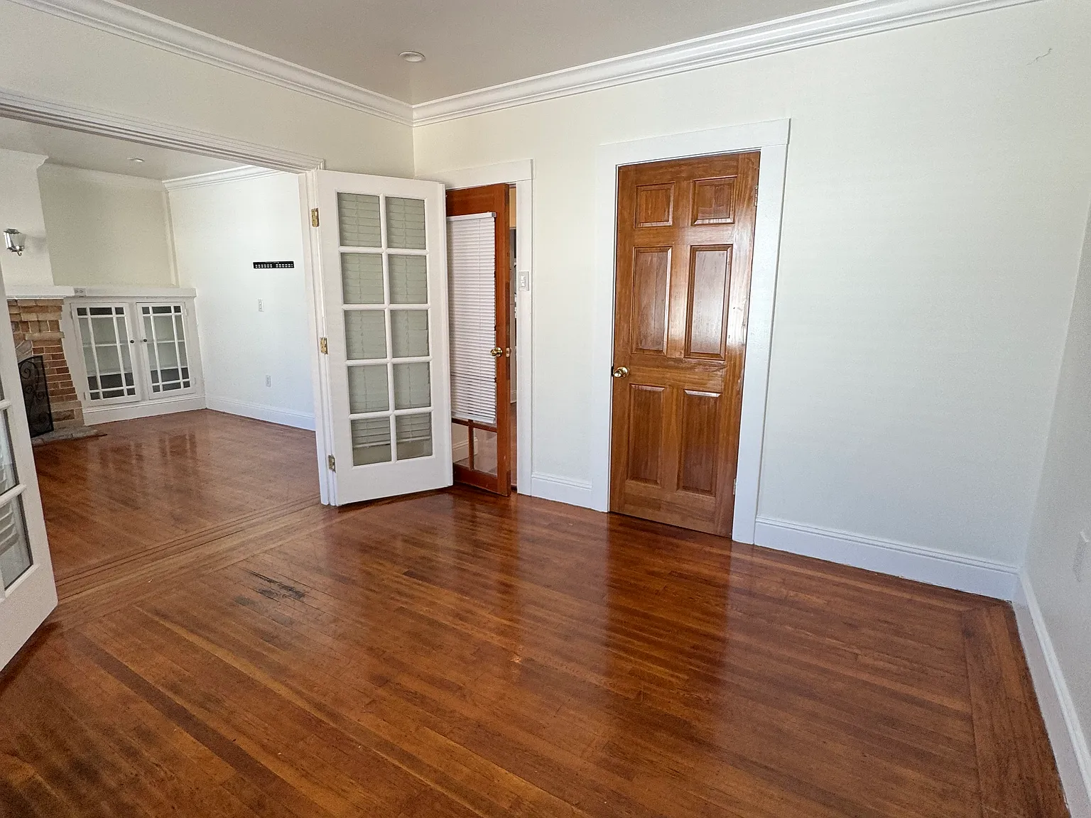 2 bed, 777 sqft, $4,750 — Photo 3